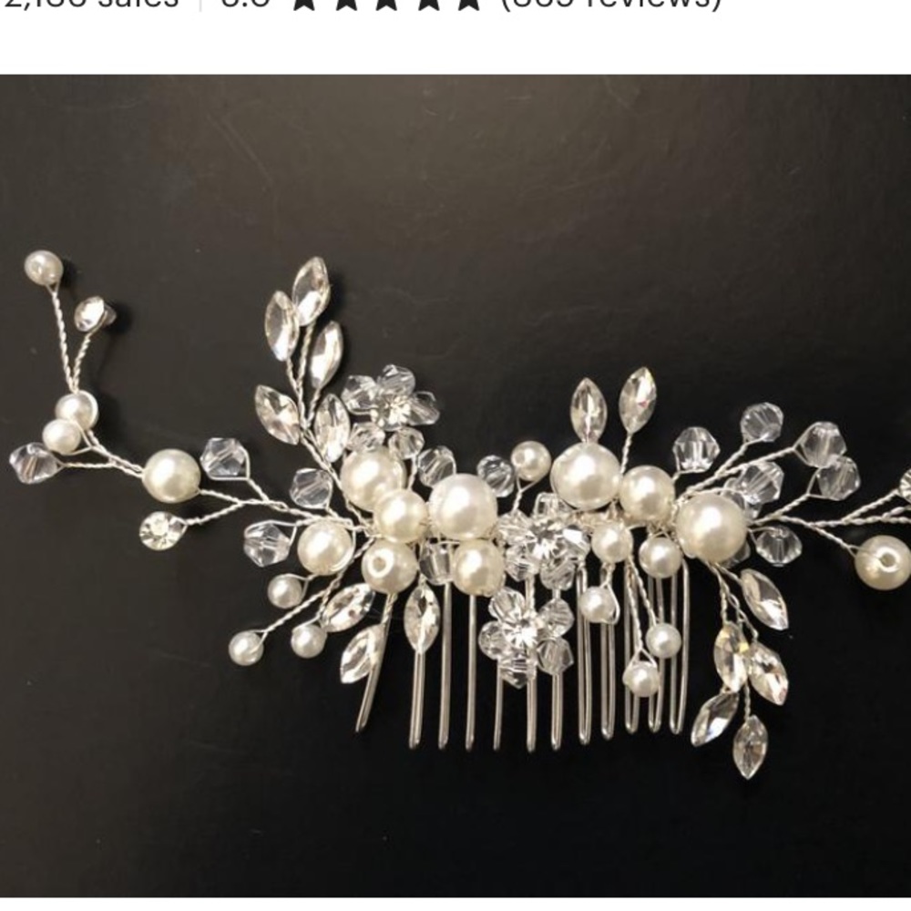 Pearl hair comb